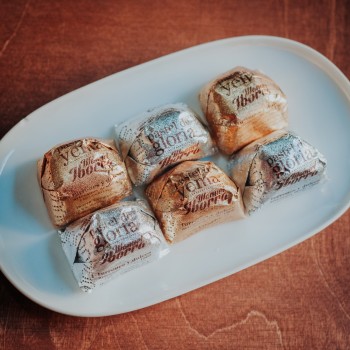 Pasteles de Yema y Gloria